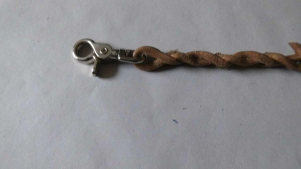 Kurzführer aus geflochtenem Rundleder